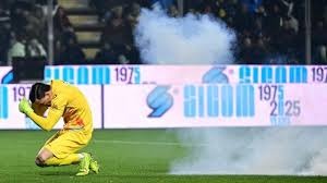 半场：那不勒斯0-2维罗纳，马丁-弗雷泽、吉夫特-奥尔班破门