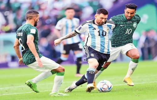 中日龙奇兵现身！加藤匠马相隔4年再开轰｜日职